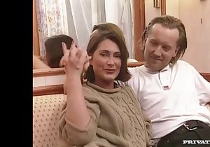 Unquestionably alluring MILF gets fucked silly
