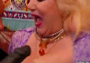 Big-breasted bitch gets fisted before cumming hard