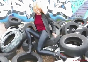 Godlike blonde chick shows off her perfect body in black